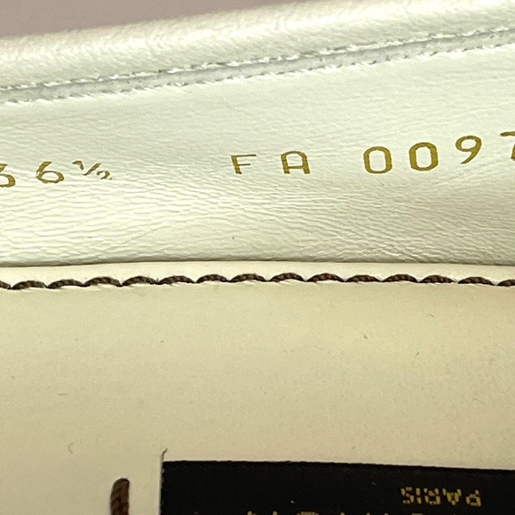 Louis Vuitton Ballet Flats, Ivory - Picture 10 of 11